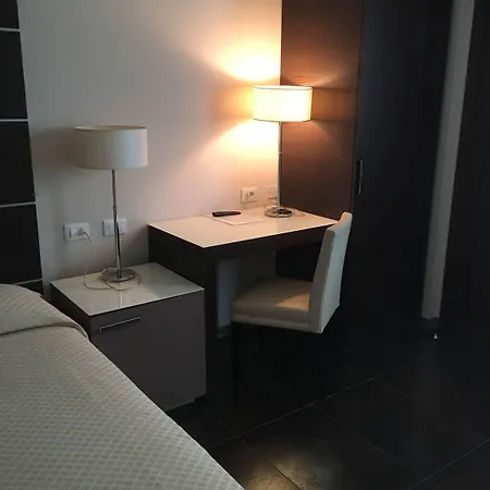 Hotel Ai Due Leoni 3*